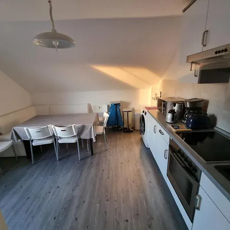 Stylische Ferienwohnung Am Stadtrand Von Dresden * Kesselsdorf