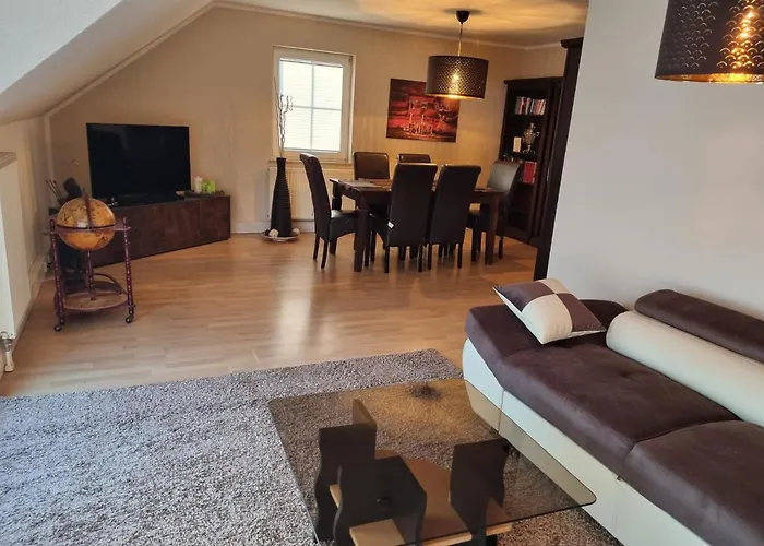 Mit Pool Am Stadtrand Von Dresden