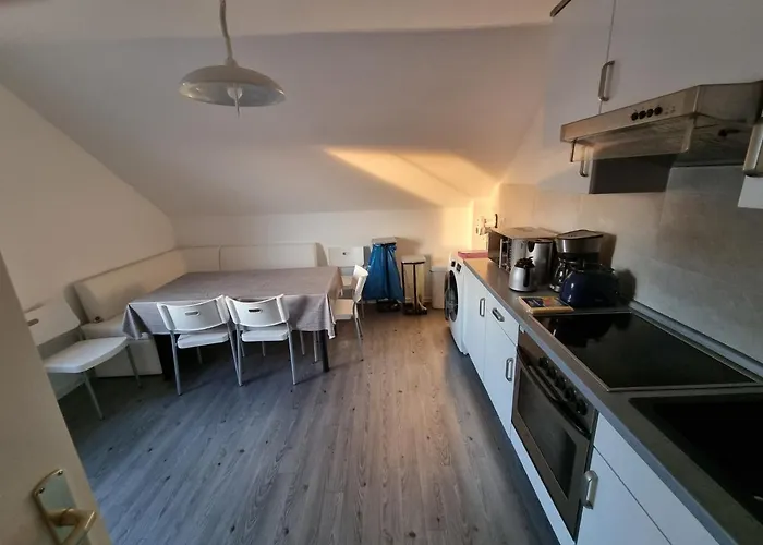 Mit Pool Am Stadtrand Von Dresden * Kesselsdorf