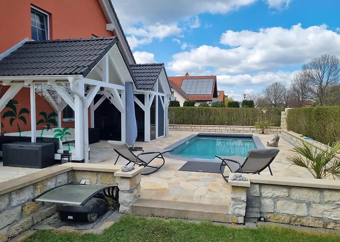 Mit Pool Am Stadtrand Von Dresden アパート *